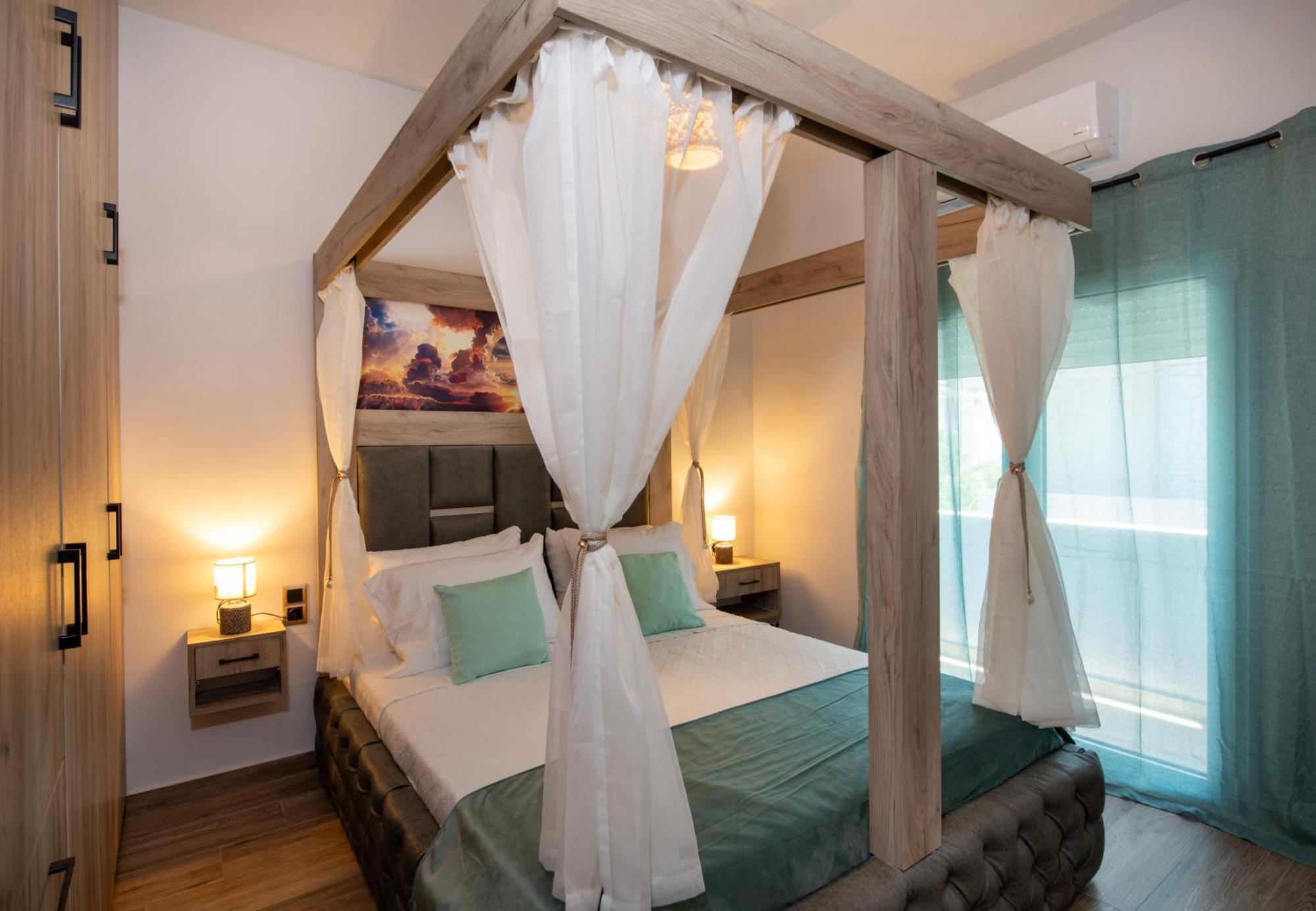 7Thheaven Luxury Aprts Apartment Chania  Bagian luar foto