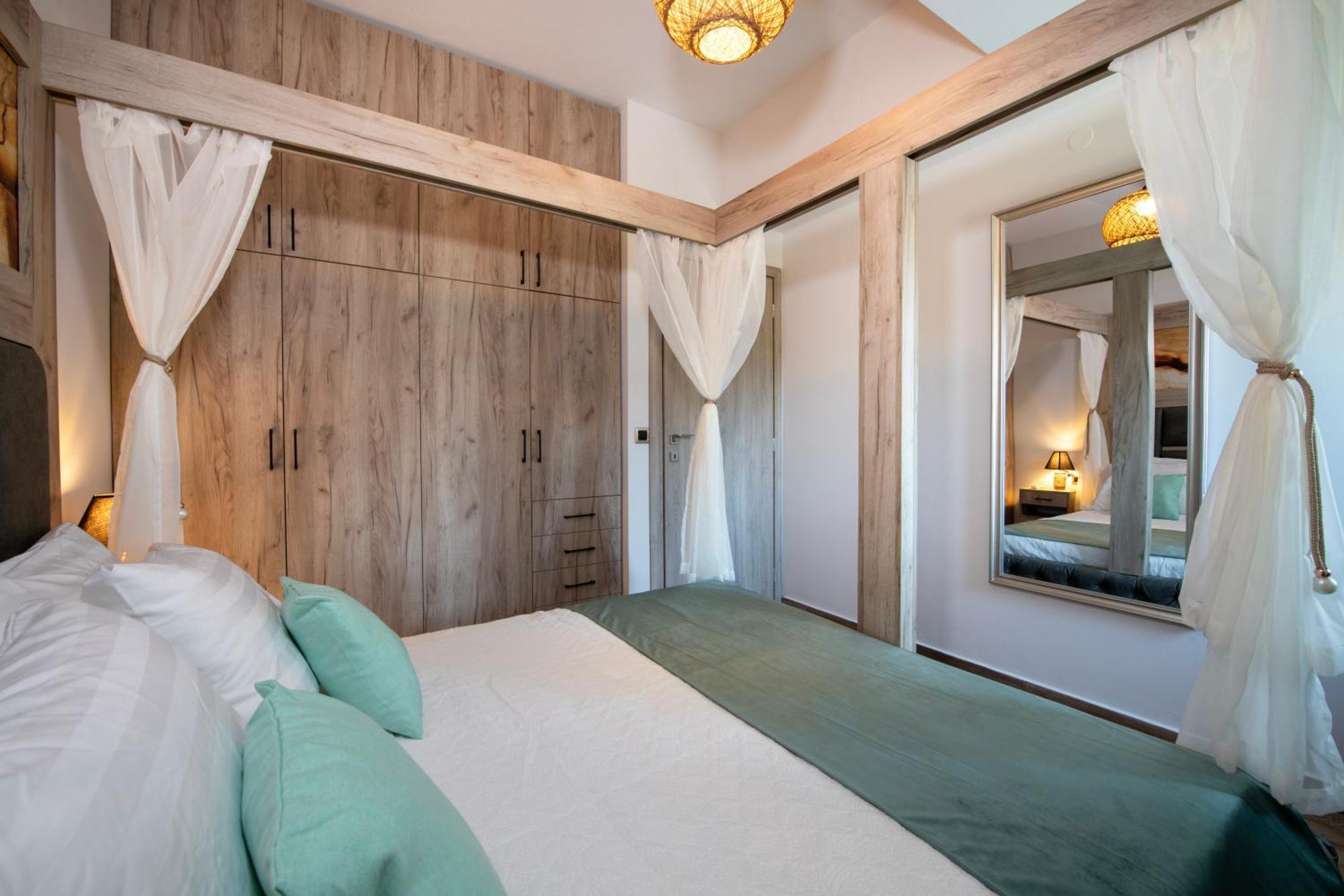 7Thheaven Luxury Aprts Apartment Chania  Bagian luar foto