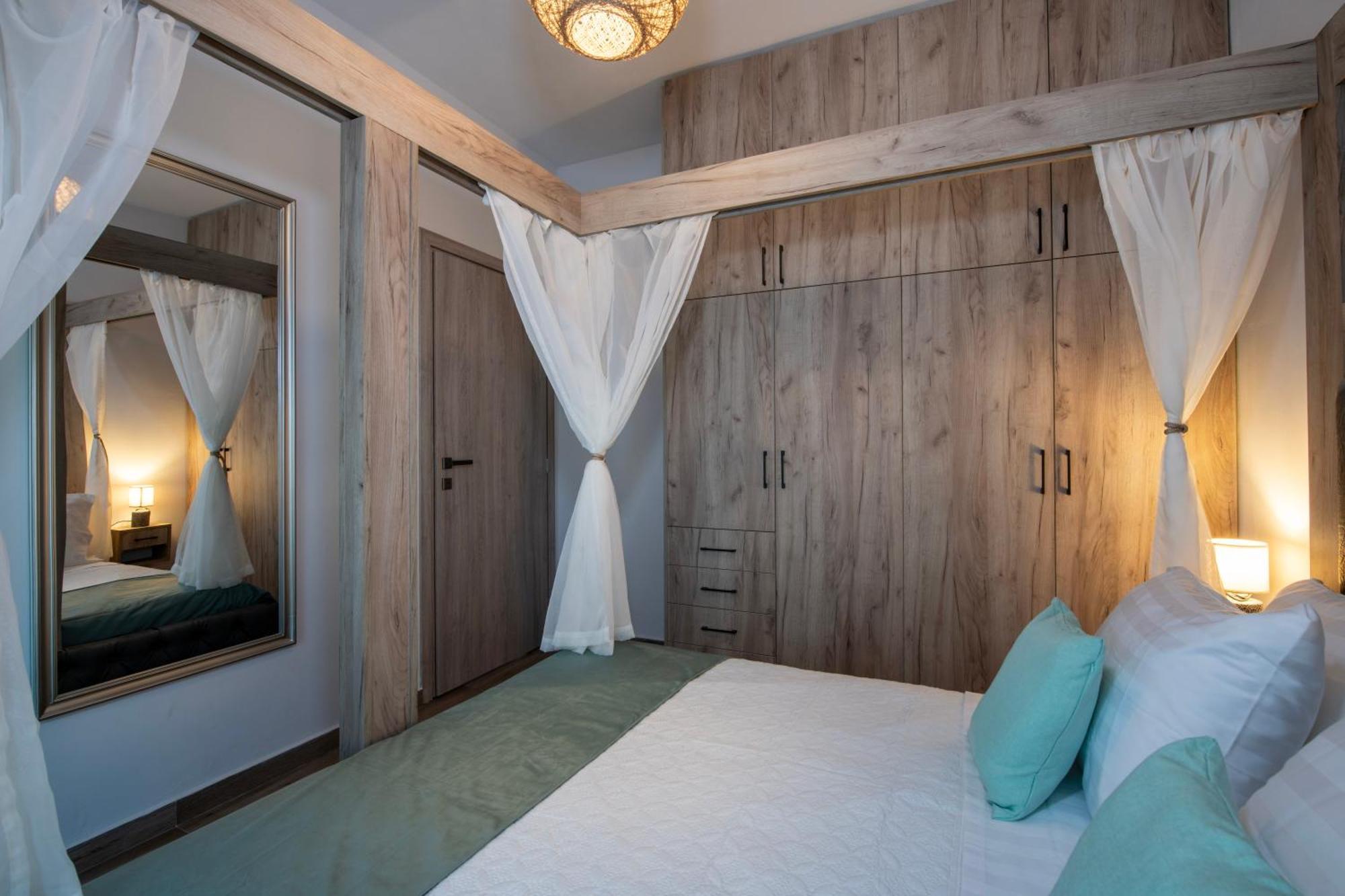 7Thheaven Luxury Aprts Apartment Chania  Bagian luar foto
